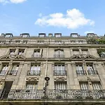 Chez Paulette - Paris 16 - Proche Tour Eiffel